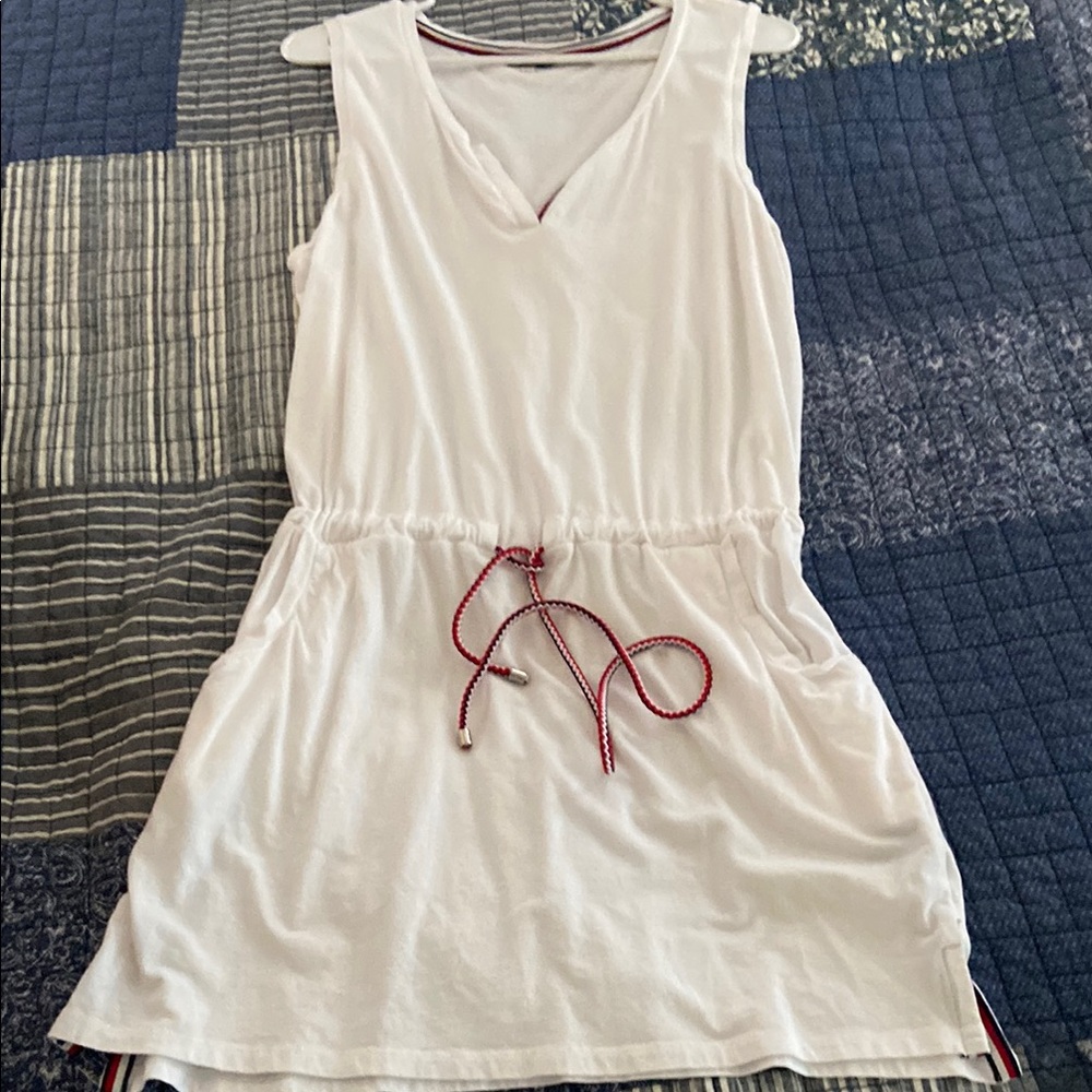 Tommy Hilfiger White Top with Navy and Red Accents